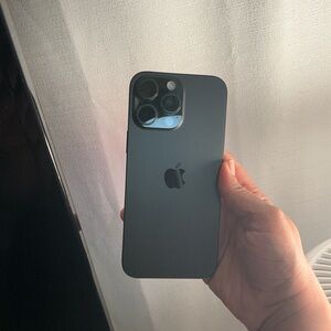 SALE | iPhone 16 Pro Max – 256GB – Black Titanium